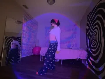 Elenascrib – webcam model profile photo Image 2