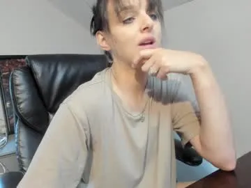 Loverhot12 profile photo Image 14