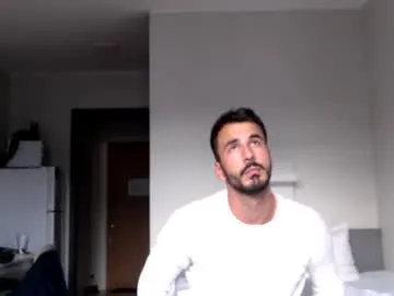 BustyBonnieUK – webcam model profile photo Image 2