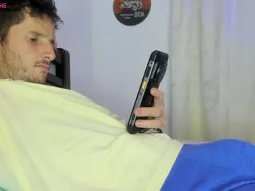 Alirawrz – webcam model profile photo Image 15