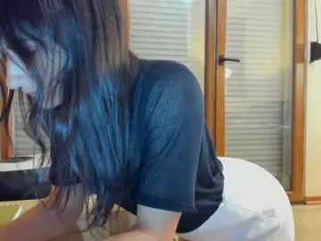 hotmilfbitch – webcam model profile photo Image 19