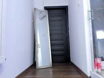 curvyflawless – webcam model profile photo Image 14