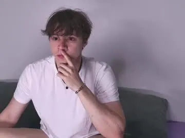 PumaShyXD – webcam model profile photo Image 13