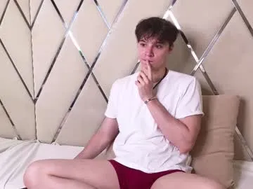 PumaShyXD – webcam model profile photo Image 6