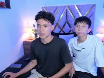 _Alicee_1 – webcam model profile photo Image 3