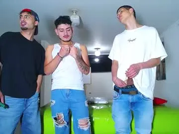 yourfavcouple_ – webcam model profile photo Image 2