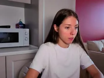 milla_bella profile photo Image 7