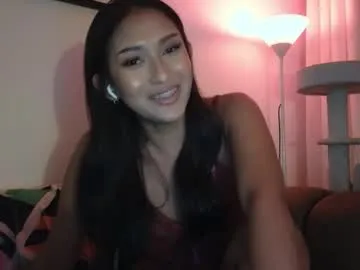 shine_chanel – webcam model profile photo Image 14