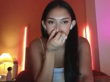 shine_chanel – webcam model profile photo Image 8