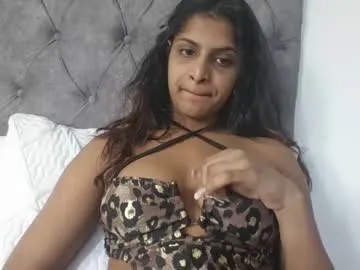 MondoNeko – webcam model profile photo Image 3