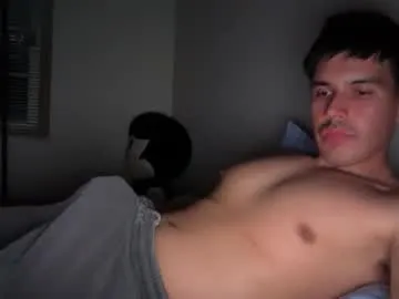 EmiliaCatalina – webcam model profile photo Image 13