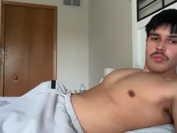 EmiliaCatalina – webcam model profile photo Image 8