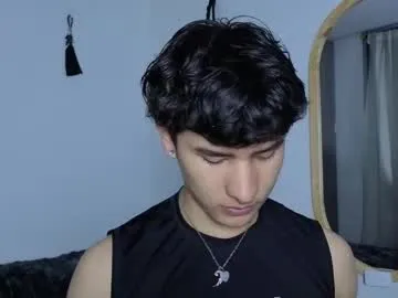 approche_toi_petite – webcam model profile photo Image 18