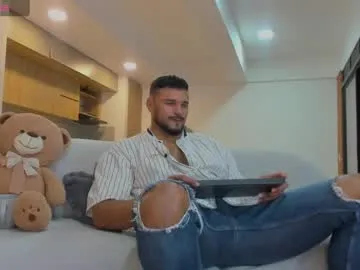 NATHALIA-28_ – webcam model profile photo Image 16