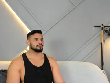 NATHALIA-28_ – webcam model profile photo Image 3