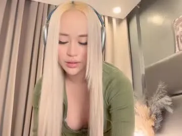 ginacali – webcam model profile photo Image 4