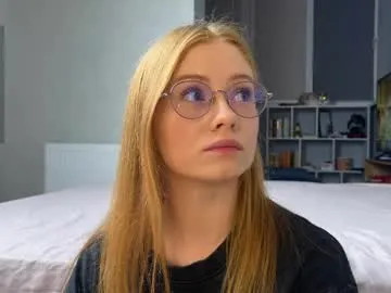 eva_lim – webcam model profile photo Image 2