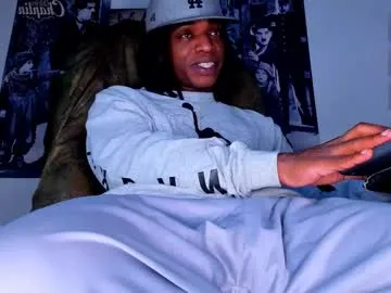 curvyflawless – webcam model profile photo Image 13