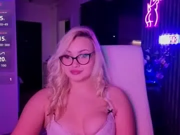 LeonaBelhumeur – webcam model profile photo Image 14