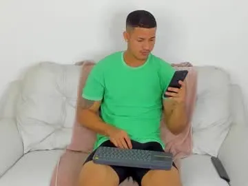 milla_bella – webcam model profile photo Image 5