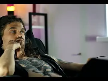 Sania-Love – webcam model profile photo Image 14