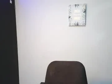 Suhu_love – webcam model profile photo Image 2