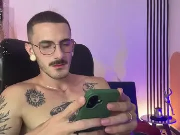 MichelleVibes18 – webcam model profile photo Image 11