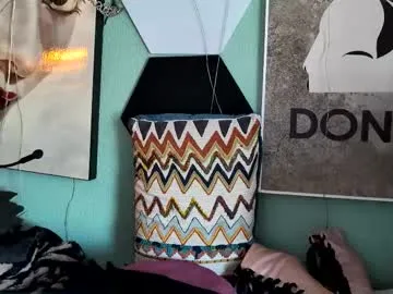 sareandrob – webcam model profile photo Image 5