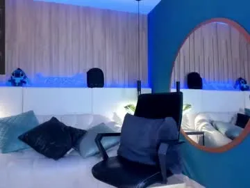 BustyBonnieUK – webcam model profile photo Image 3