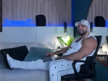 BustyBonnieUK – webcam model profile photo Image 6