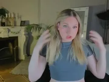 JayJayPink – webcam model profile photo Image 18