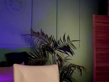 JayJayPink – webcam model profile photo Image 7