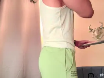 demieliss – webcam model profile photo Image 12