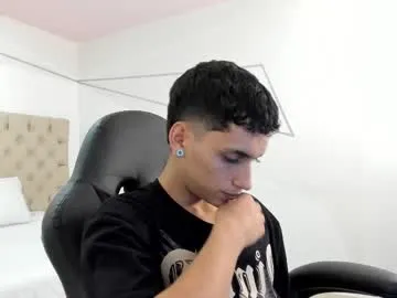 Shanayaaaaaa – webcam model profile photo Image 11