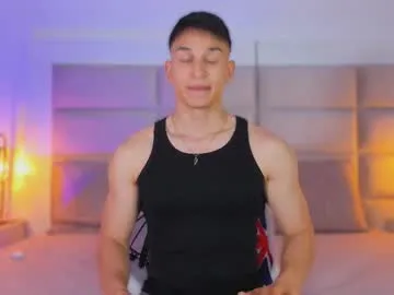 serena_willow – webcam model profile photo Image 10