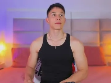 serena_willow – webcam model profile photo Image 6