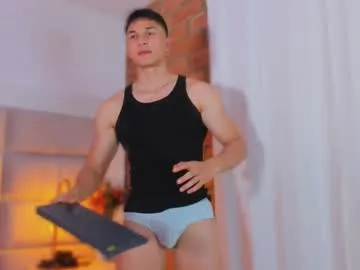 serena_willow – webcam model profile photo Image 8