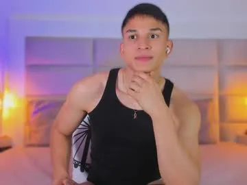 serena_willow – webcam model profile photo Image 9