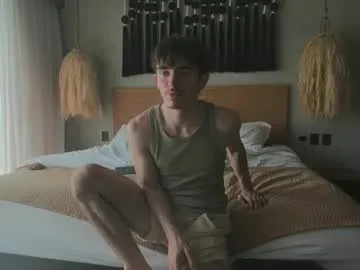 thanusi_2 – webcam model profile photo Image 14