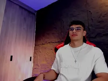 202509yoyo – webcam model profile photo Image 13