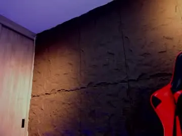 202509yoyo – webcam model profile photo Image 15