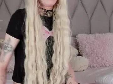 LaneDoell – webcam model profile photo Image 4