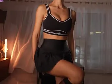 JayJayPink – webcam model profile photo Image 18