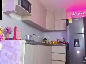 miko_nyan – webcam model profile photo Image 4