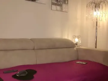 bdbdzs – webcam model profile photo Image 11