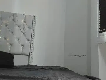 _Alicee_1 – webcam model profile photo Image 11