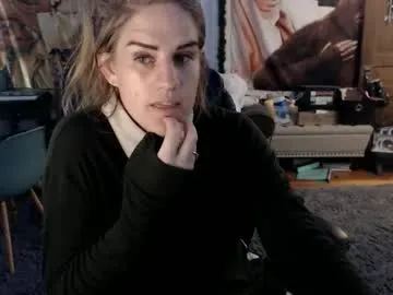 DestinyTurner – webcam model profile photo Image 17