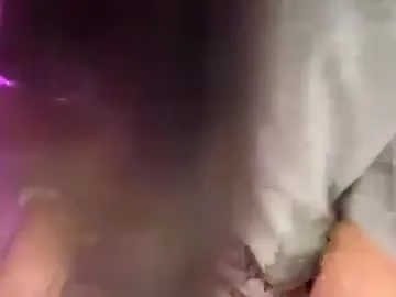 Hornyblond_Bella – webcam model profile photo Image 5