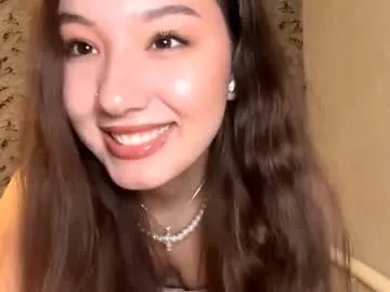 Almmaxxxx – webcam model profile photo Image 2