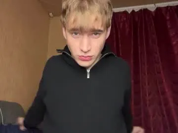 roxy_blue_eyed_ – webcam model profile photo Image 16